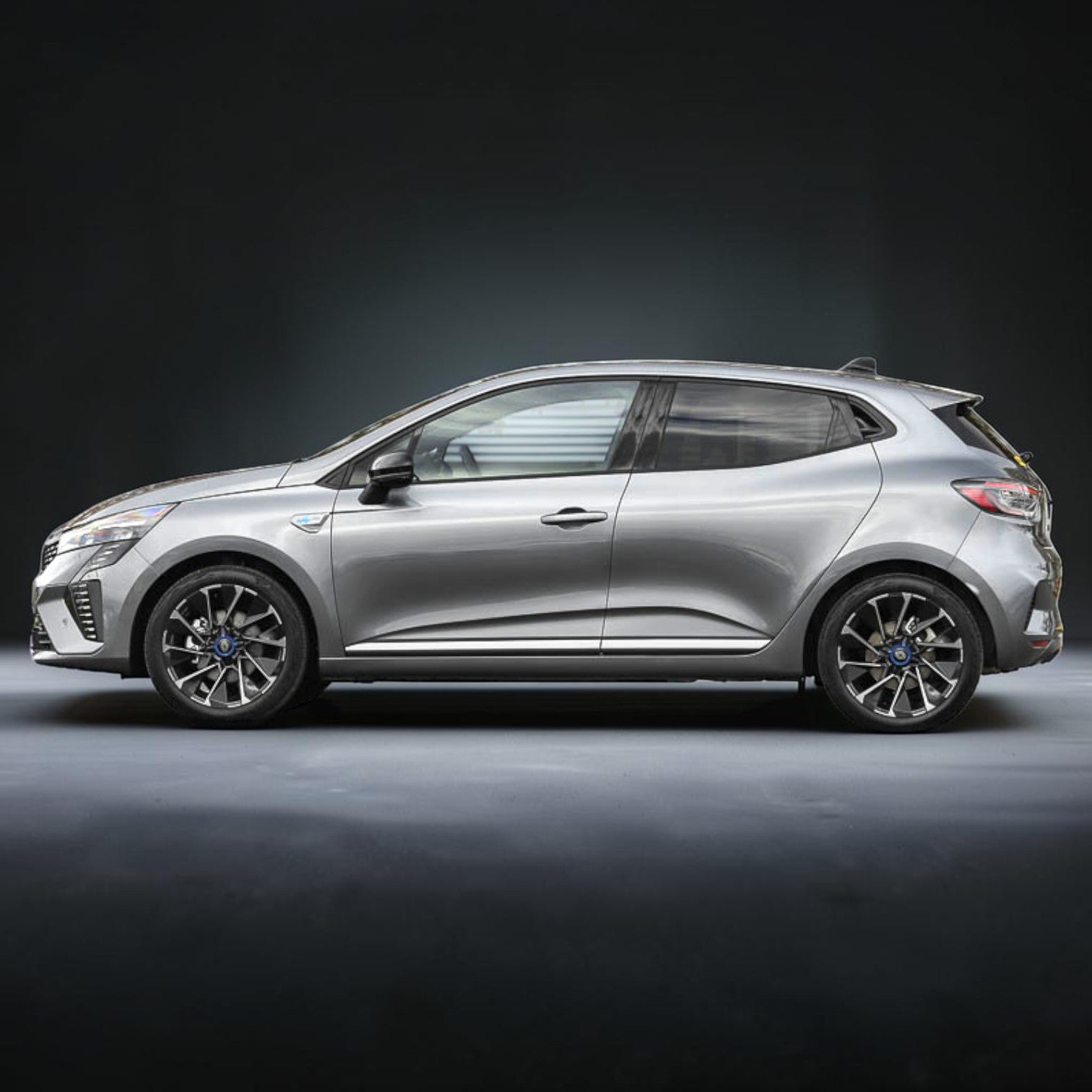 16 İnç 4x100 Clio Alpine Jant Modeli (4 adet) GBD