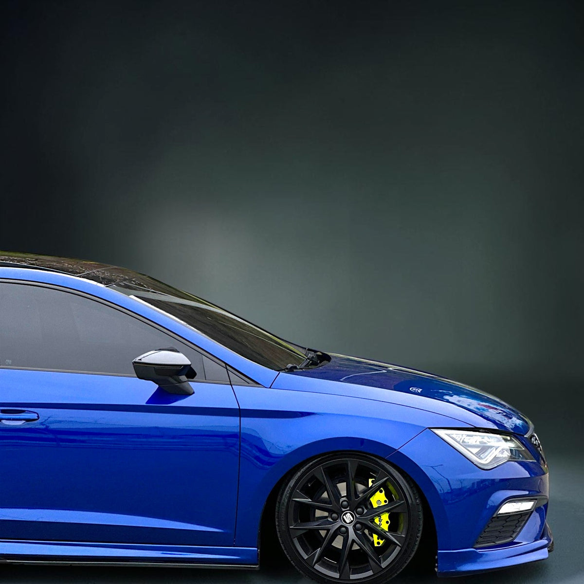 18 İnç 5x100 Seat Leon FR Akrep Jant Takımı (4 Adet)