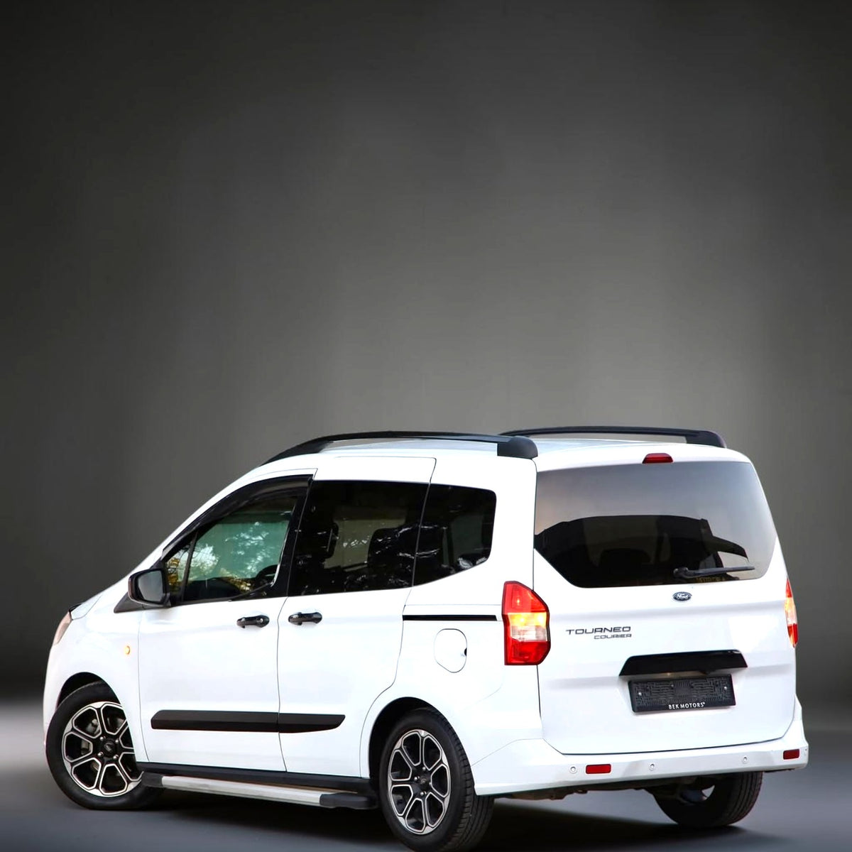 16 İnç 5x108 Ford Courier Jant Takımı (4 Adet)