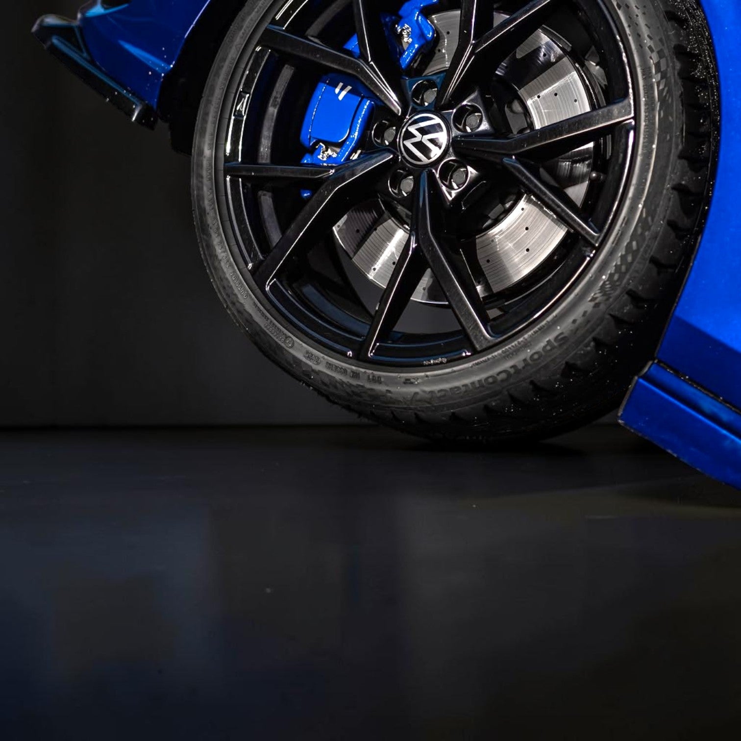 18 İnç 5x112 Golf R Line Jant Takımı (4 Adet)