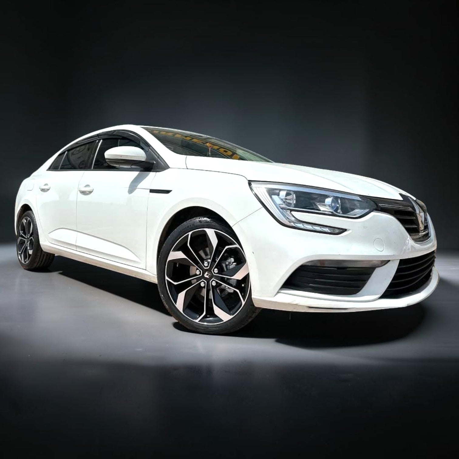 18 İnç 5x114.3 Megane İcon Jant Modeli (4 Adet) GBD