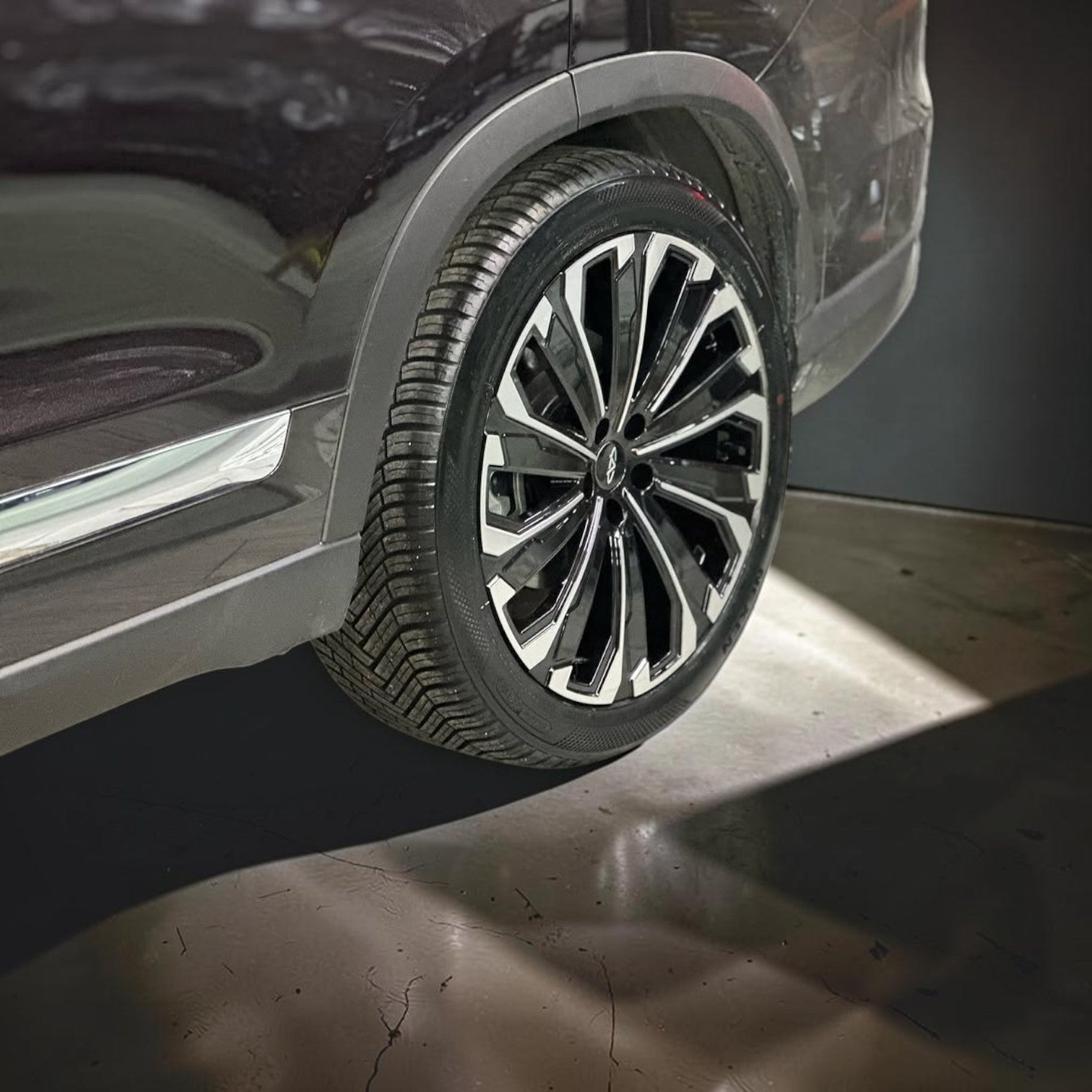 20 İnç 5x108 Chery Omada Jant Takımı (4 Adet)