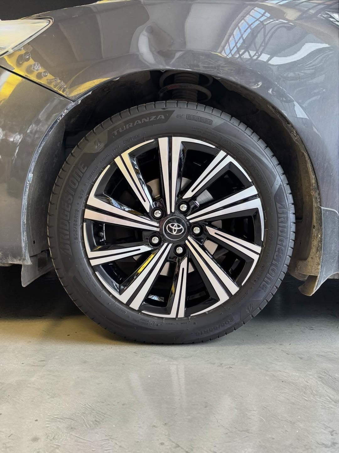 15 İnç 5x114.3 Corolla Jant Modeli (4 Adet) GBD