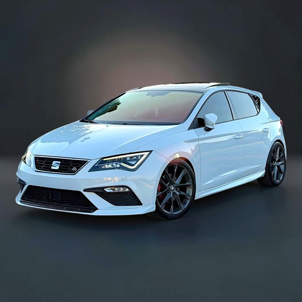 18 İnç 5x112 Seat Leon FR Akrep Jant Takımı (4 Adet)