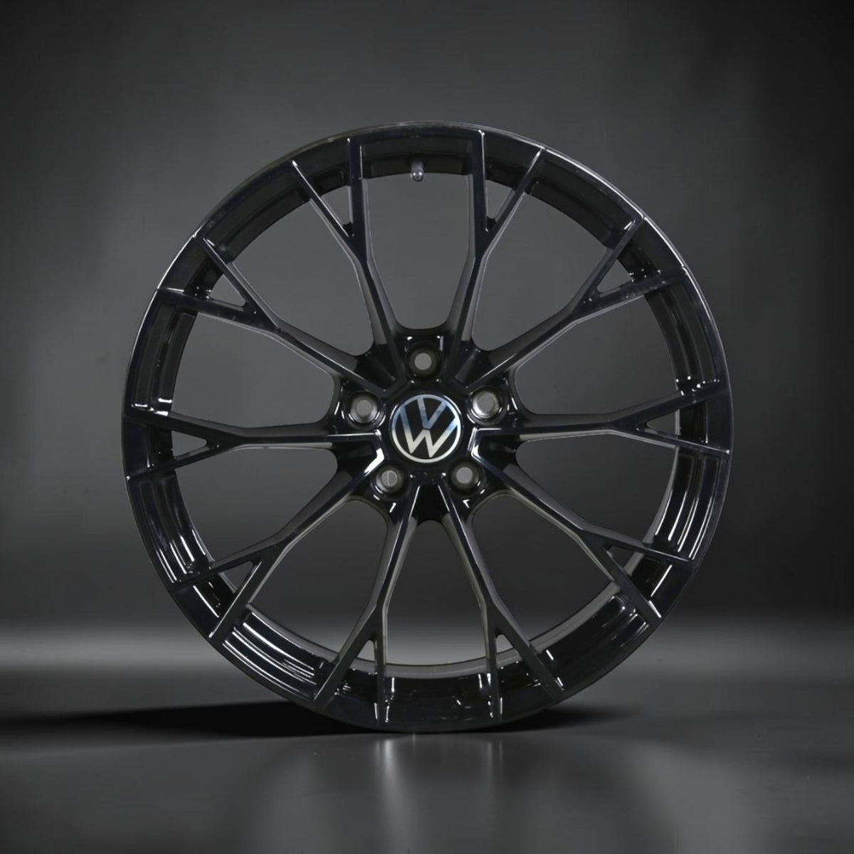 19 İnç 5x112 Golf R Jant Takımı (4 Adet)