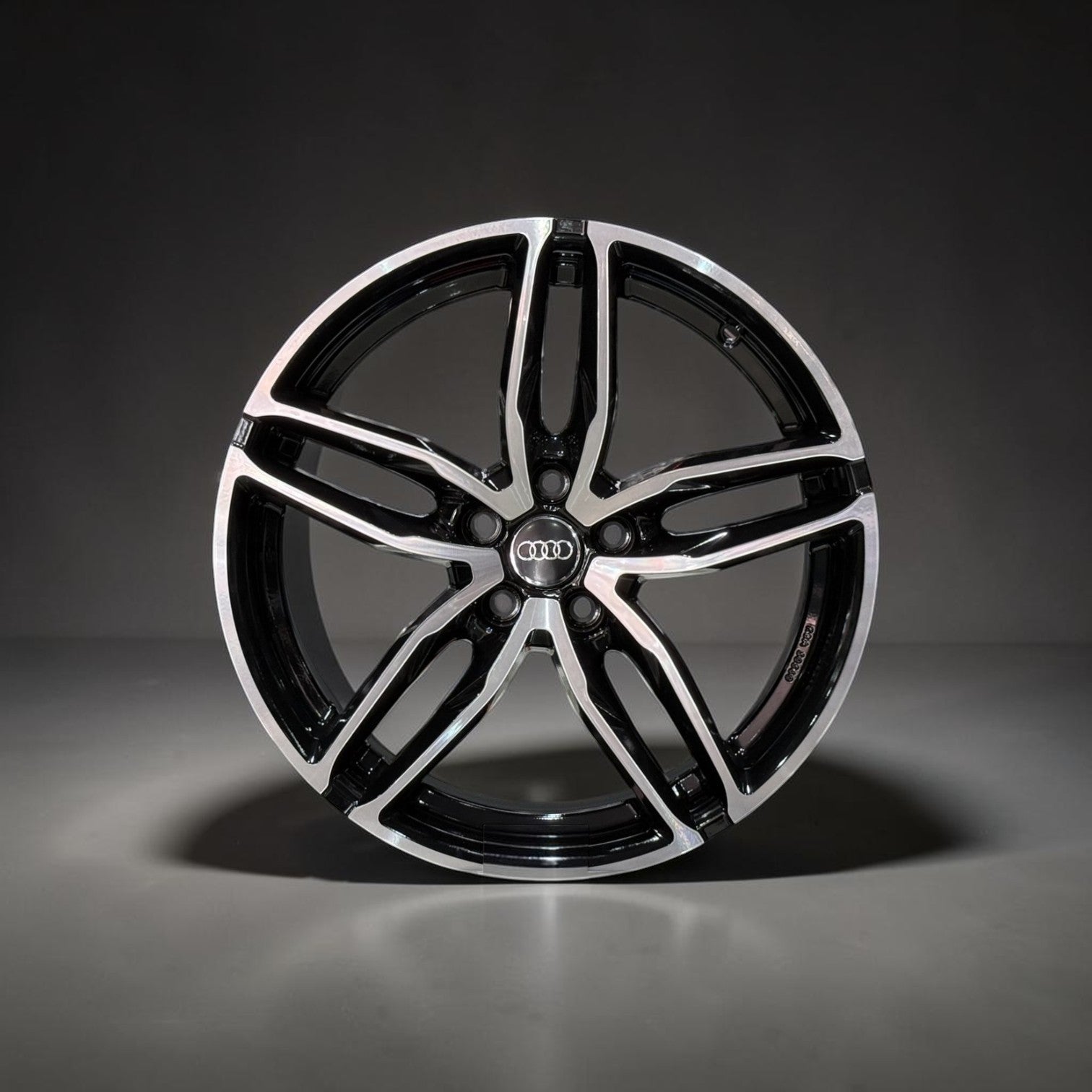19 İnç 5x112 Audi Jant Modeli (4 Adet) GBD