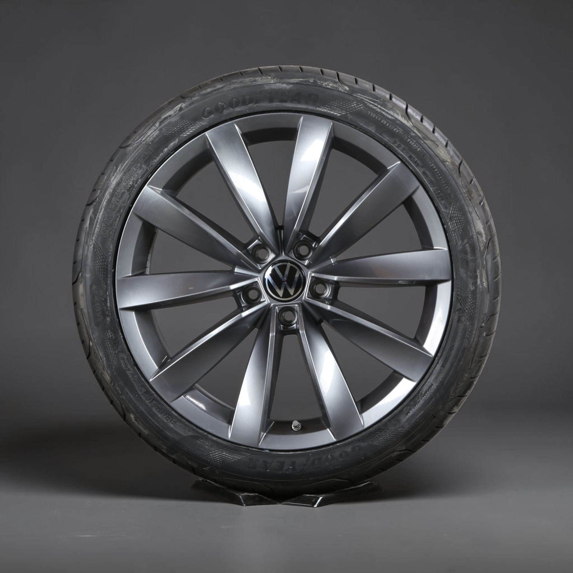 18 İnç 5x105 Lugano Jant Modeli (4 Adet) MT
