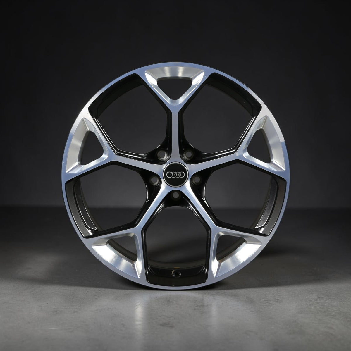 21 İnç 5x112 Audi RS4/RS5 Jant Takımı (4 Adet)