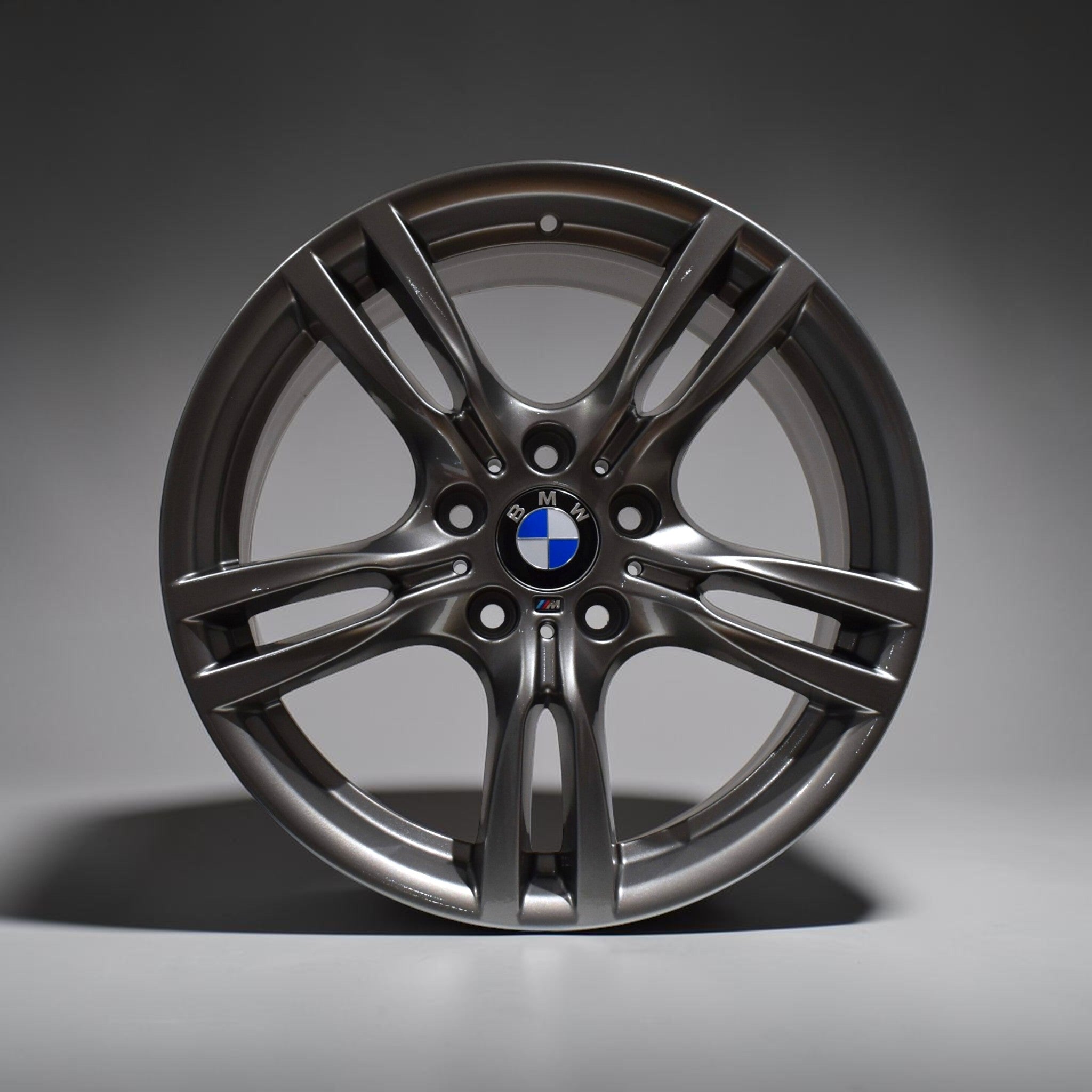 18 İnç 5x120 Style 400M F10/F30 Jant Takımı (Ön/Arka Set) (4 Adet)
