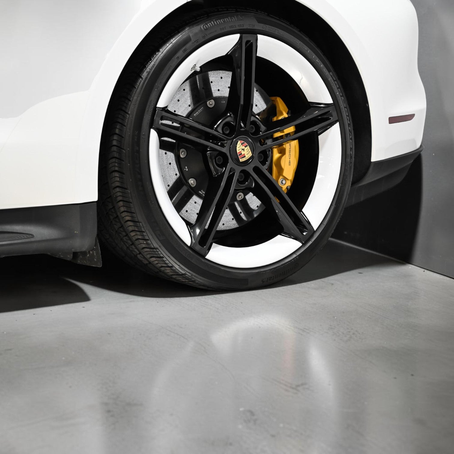 21 İnç 5x130 Porsche Taycan Jant Modeli (Ön/Arka Set) (4 Adet) GBW