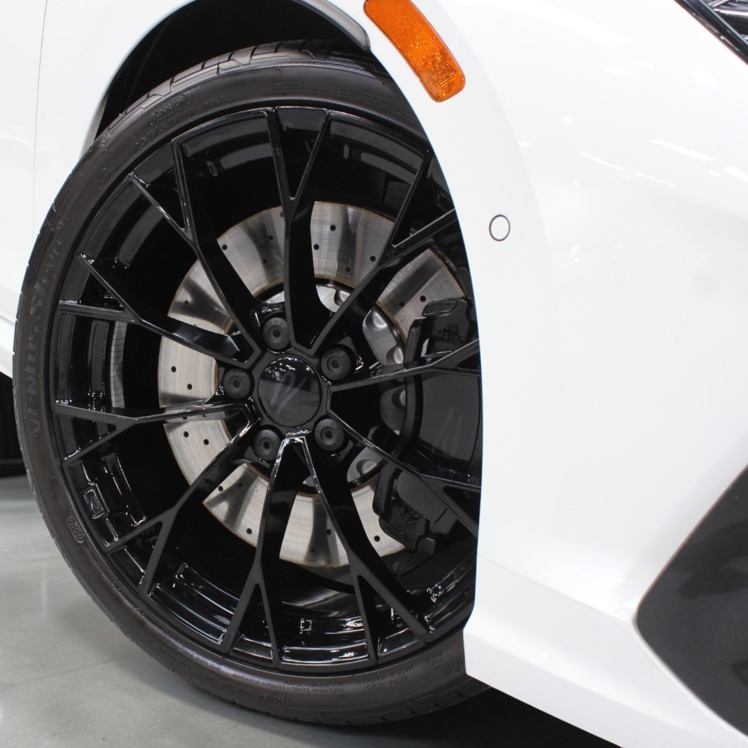19 İnç 5x112 Golf R Jant Modeli (4 Adet) GB