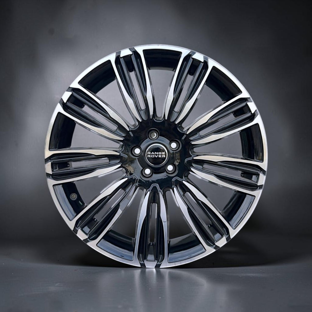 22 İnç 5x108 Range Rover Velar Jant Takımı (4 Adet)