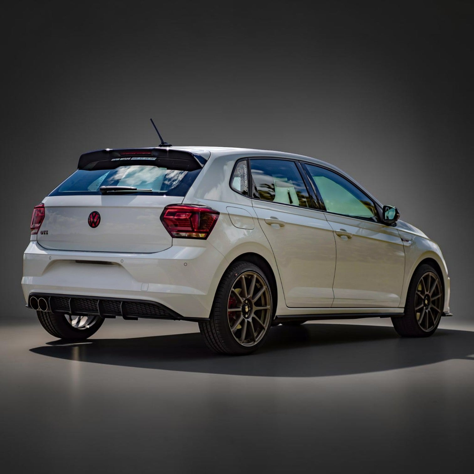 17 İnç 4x114.3 Sparco Assetto Gara Jant Takımı (4 adet)
