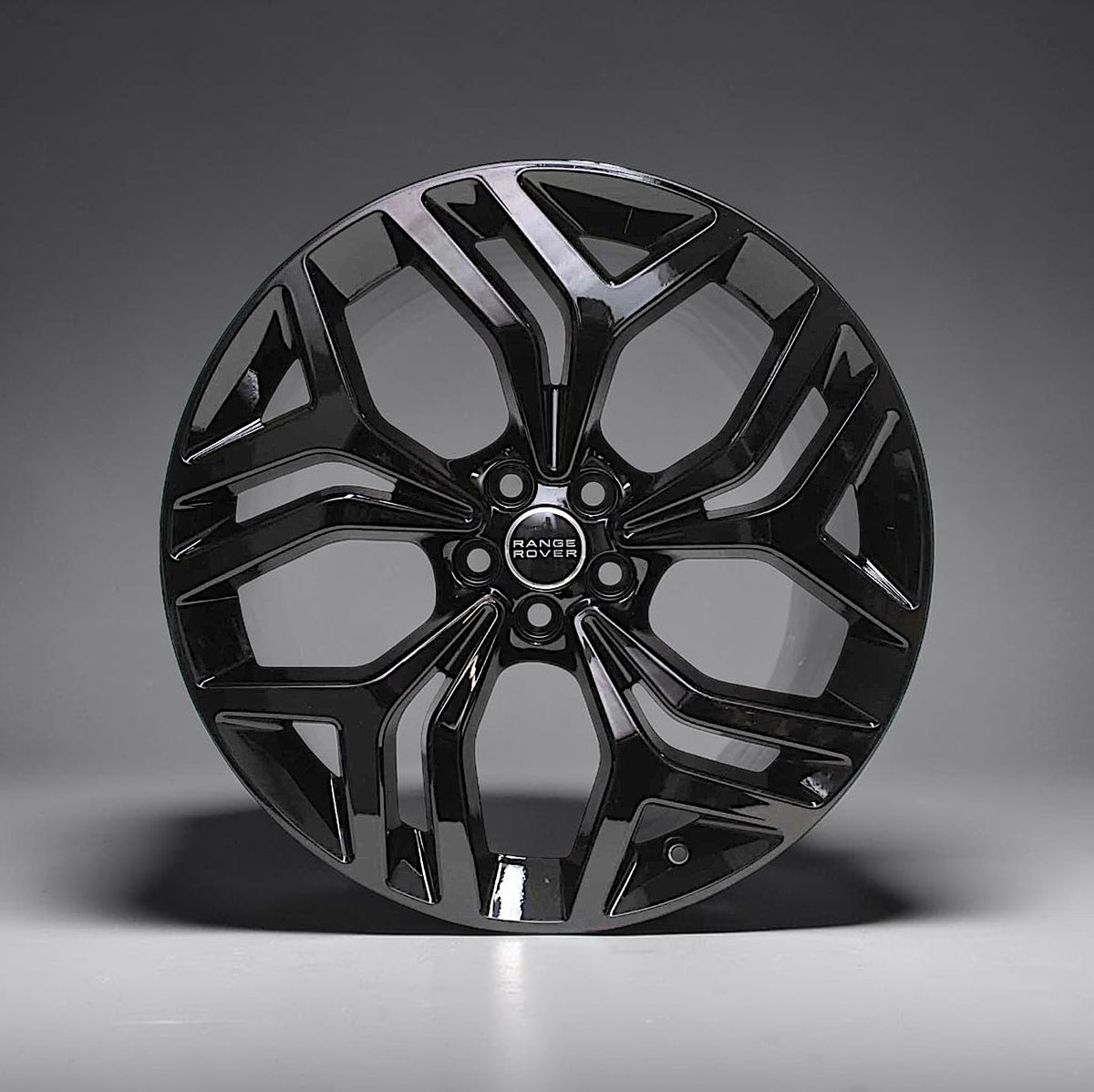 20 İnç 5x108 Style 5079 Jant Takımı (4 Adet)